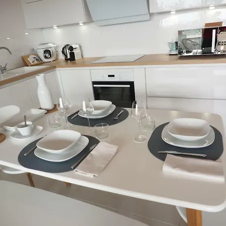 La : Proche Plages&vue Superbe Sur Les îles D'or Appartement *